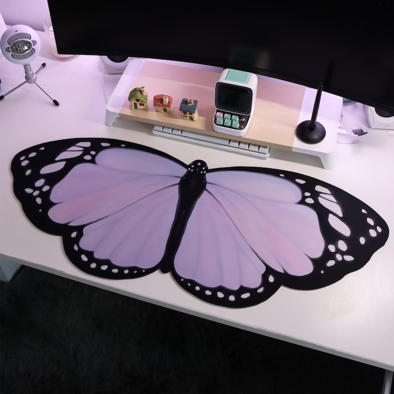 Purple Lilac Butterfly Deskmat - Tradescantia Purple avis et prix